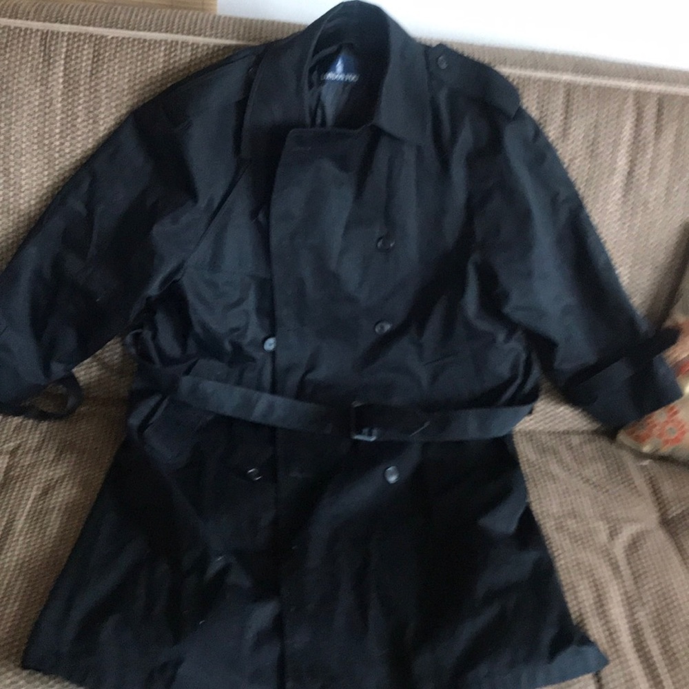 London Fog trench coat 42s